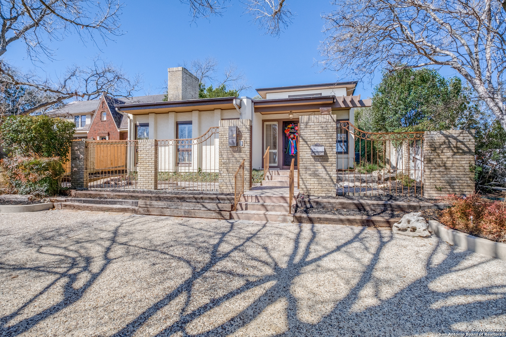 209 Henderson Street Alamo Heights TX 78209