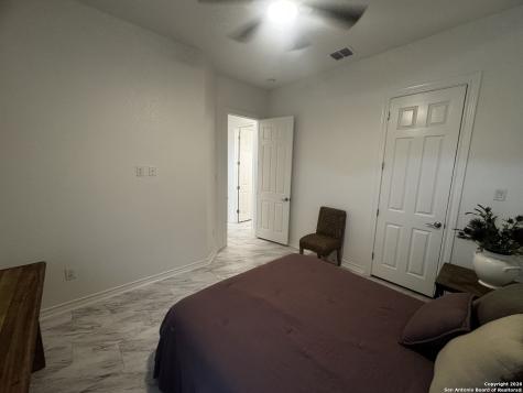 1603 Oak Willow San Antonio TX 78245