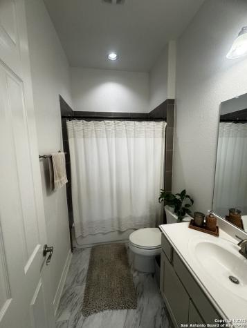 1603 Oak Willow San Antonio TX 78245