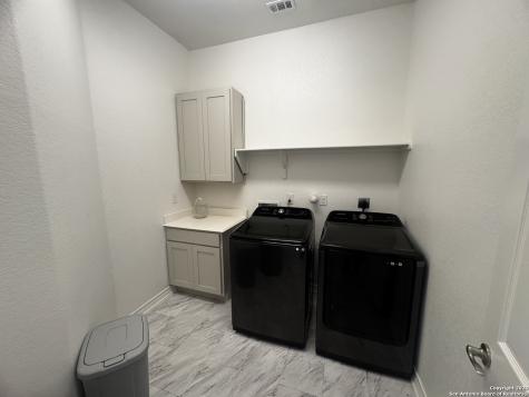 1603 Oak Willow San Antonio TX 78245