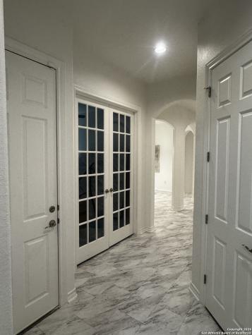 1603 Oak Willow San Antonio TX 78245
