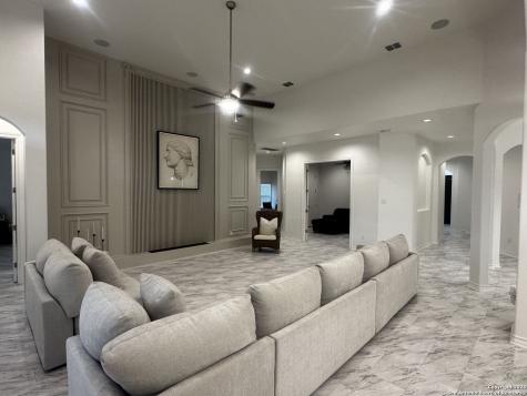 1603 Oak Willow San Antonio TX 78245