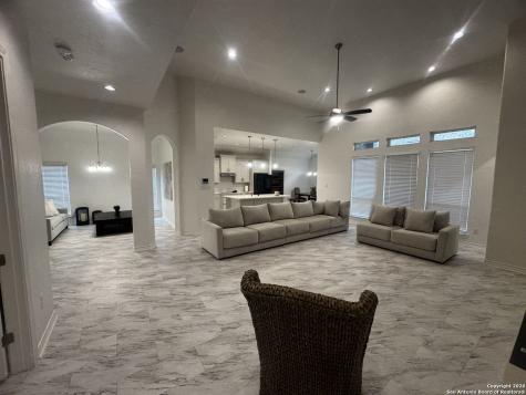 1603 Oak Willow San Antonio TX 78245