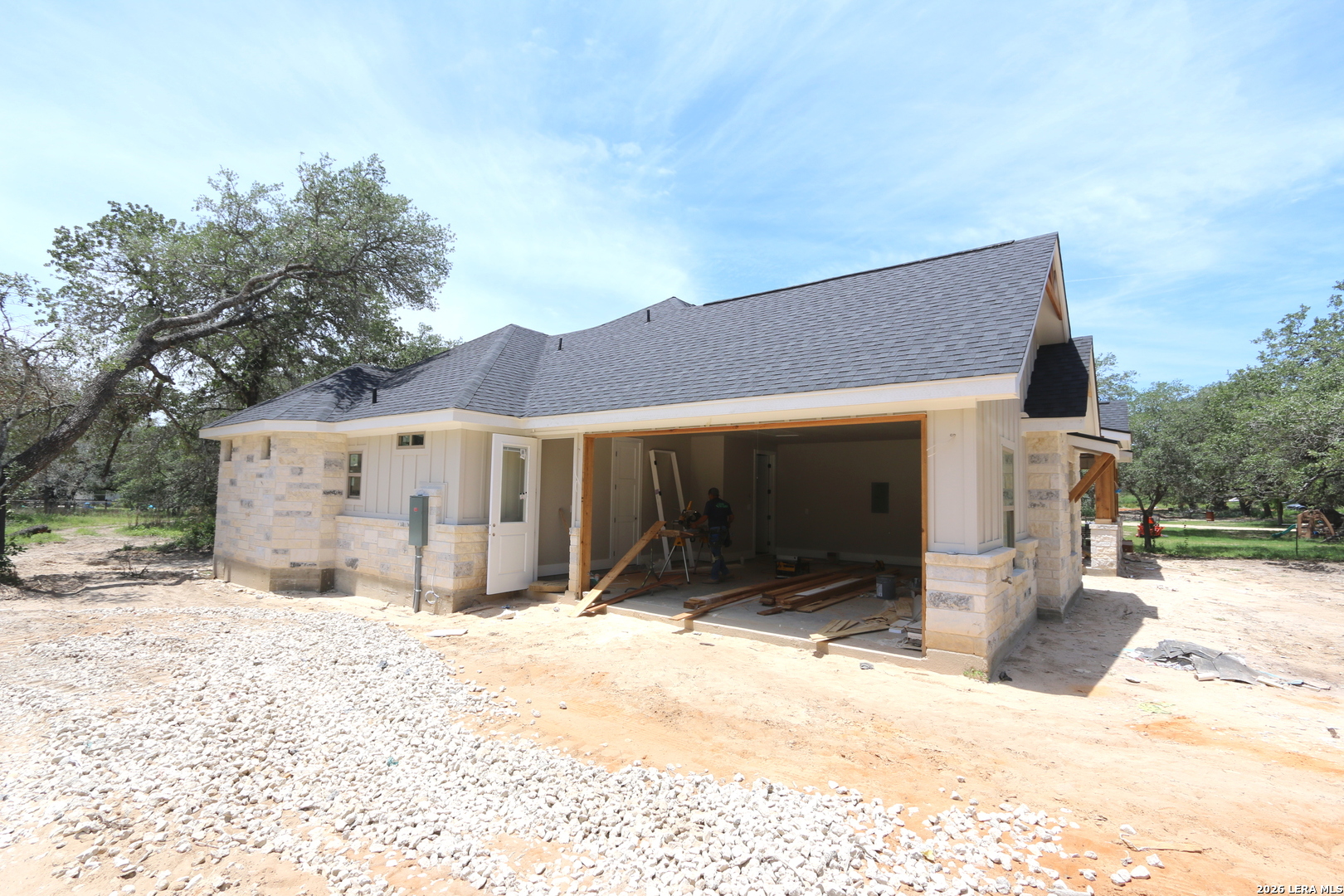 1118 Humming Bird Lane Adkins TX 78101