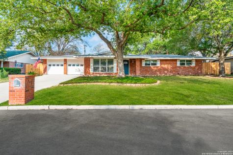 417 Winfield Boulevard Windcrest TX 78239