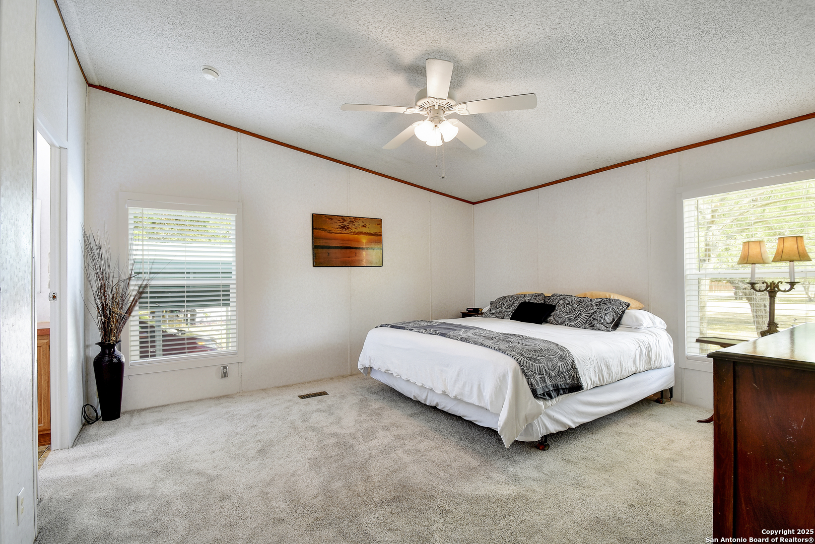 605 County Road 3821 San Antonio TX 78253