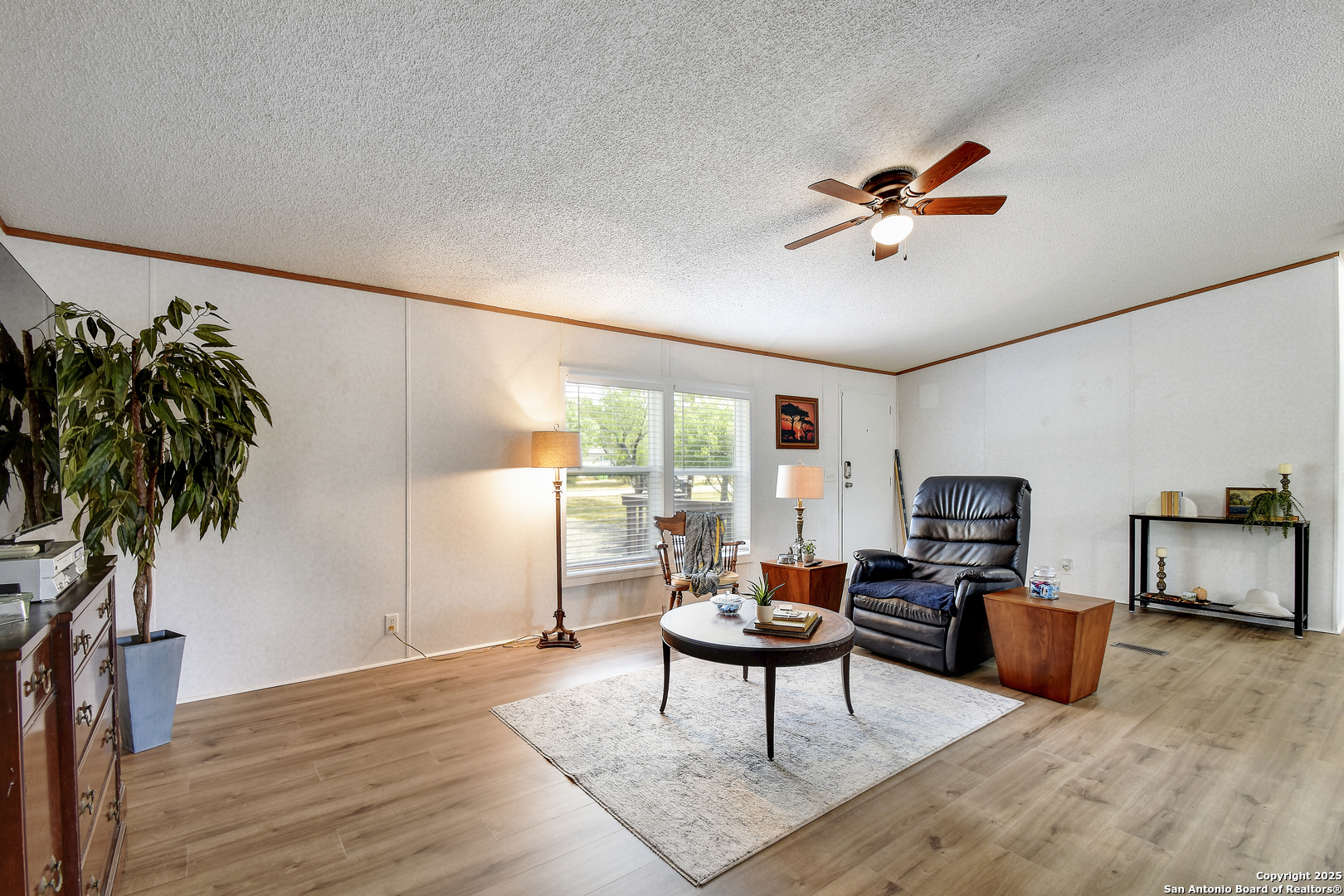 605 County Road 3821 San Antonio TX 78253
