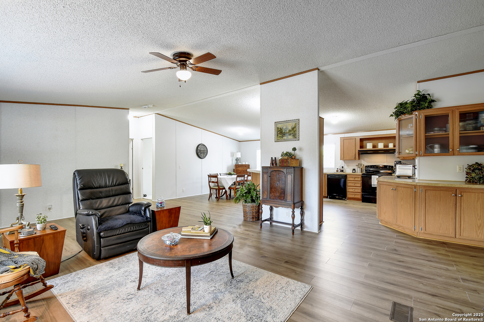 605 County Road 3821 San Antonio TX 78253