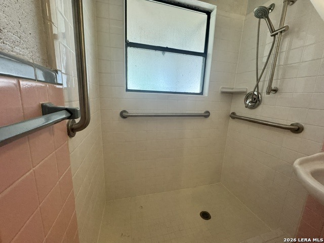 670 Maria Elena San Antonio TX 78228