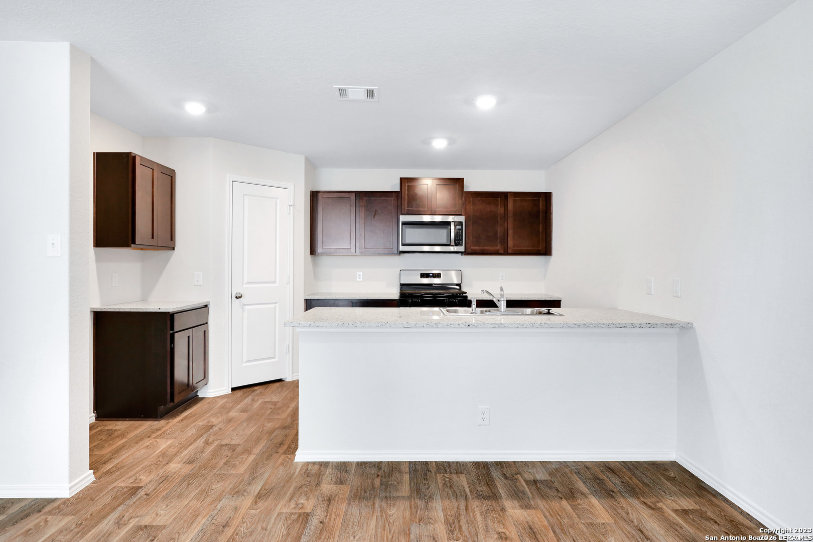 13512 Waxman Spark San Antonio TX 78252
