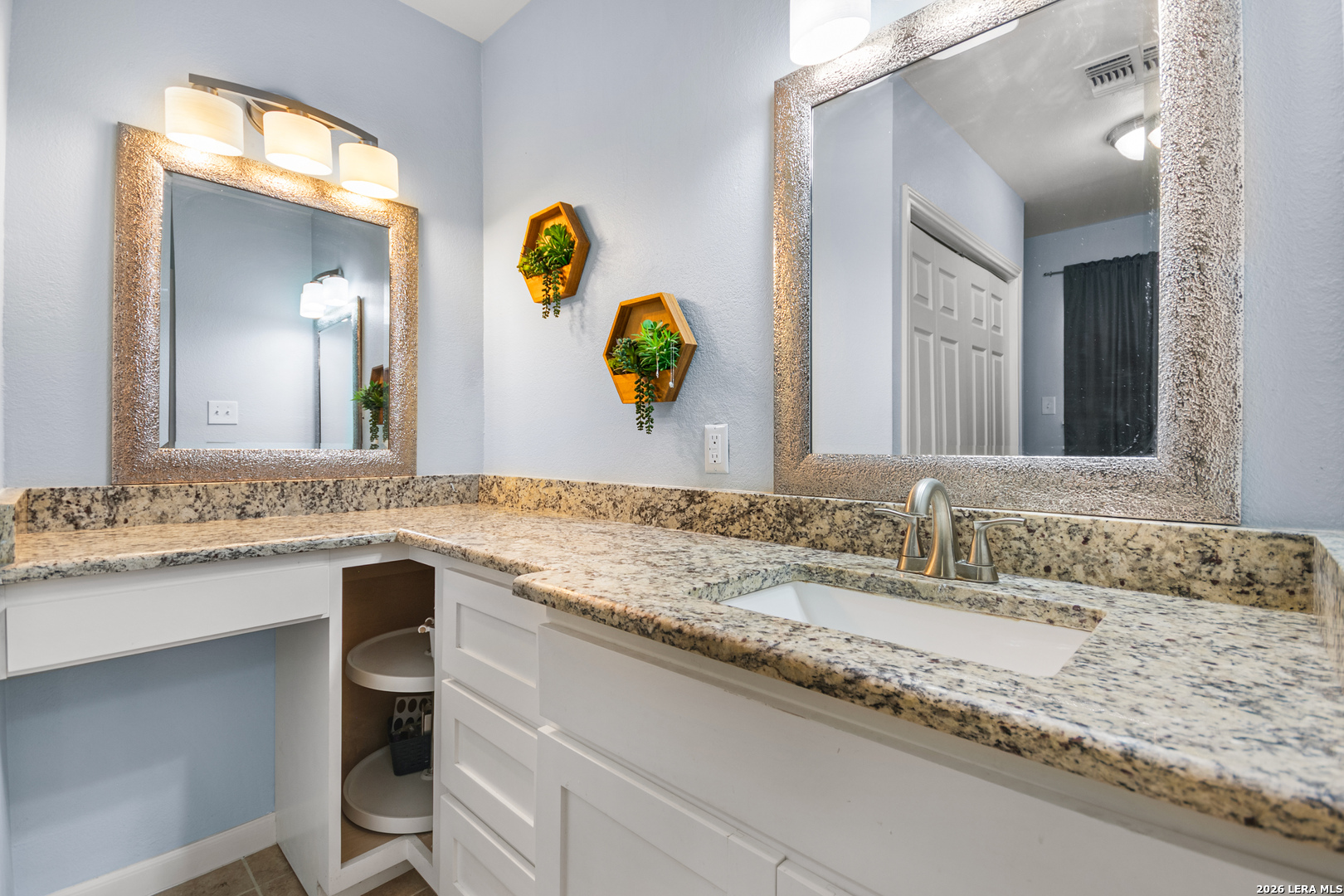 5331 Happiness Street Kirby TX 78219