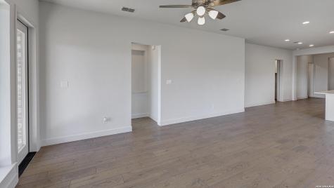 12910 Gilmore Bend San Antonio TX 78245