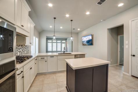 14147 Blind Bandit Creek San Antonio TX 78254