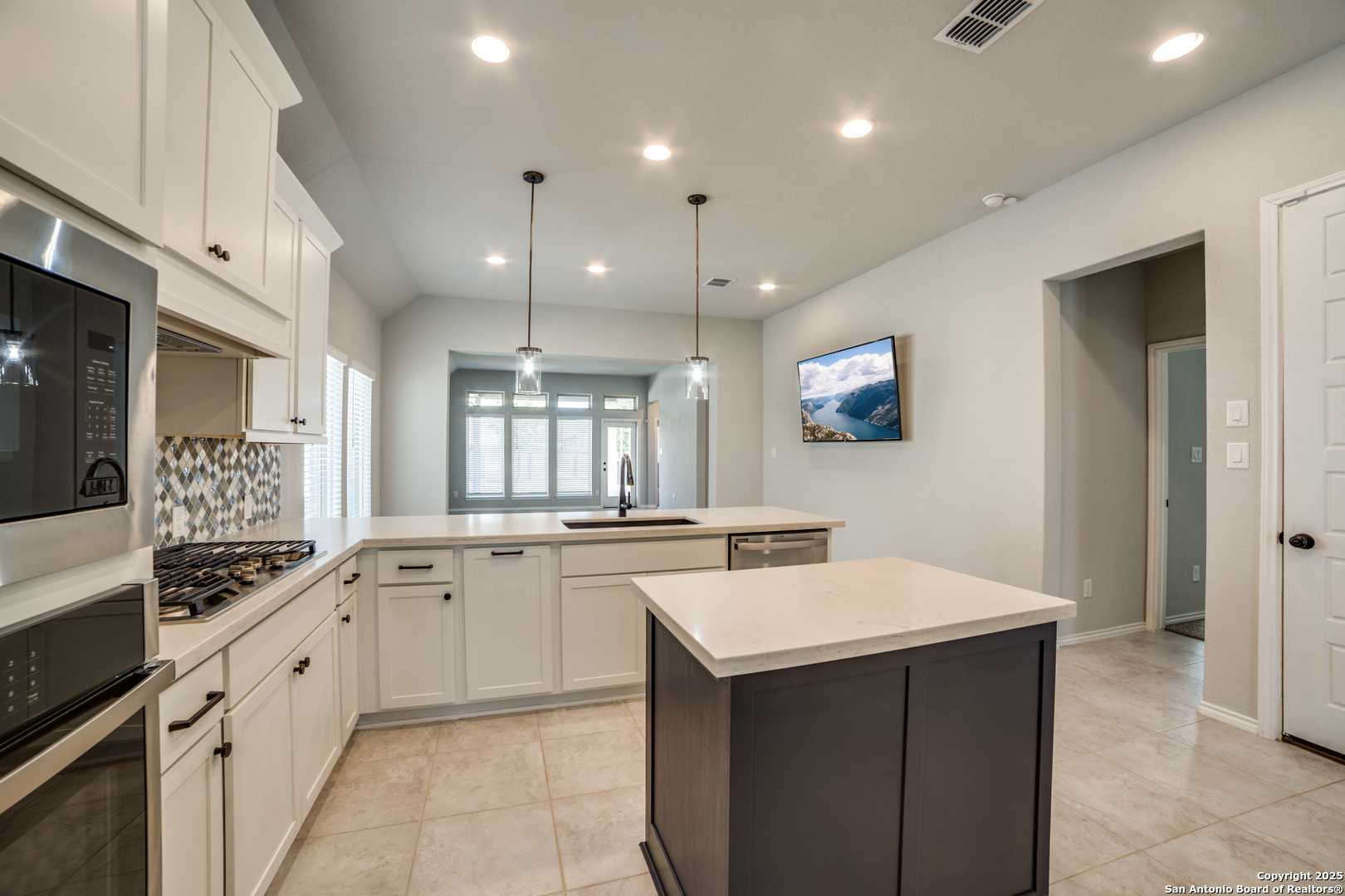 14147 Blind Bandit Creek San Antonio TX 78254
