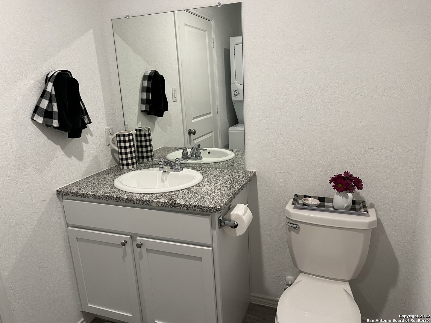4231 Thalweg Way San Antonio TX 78223