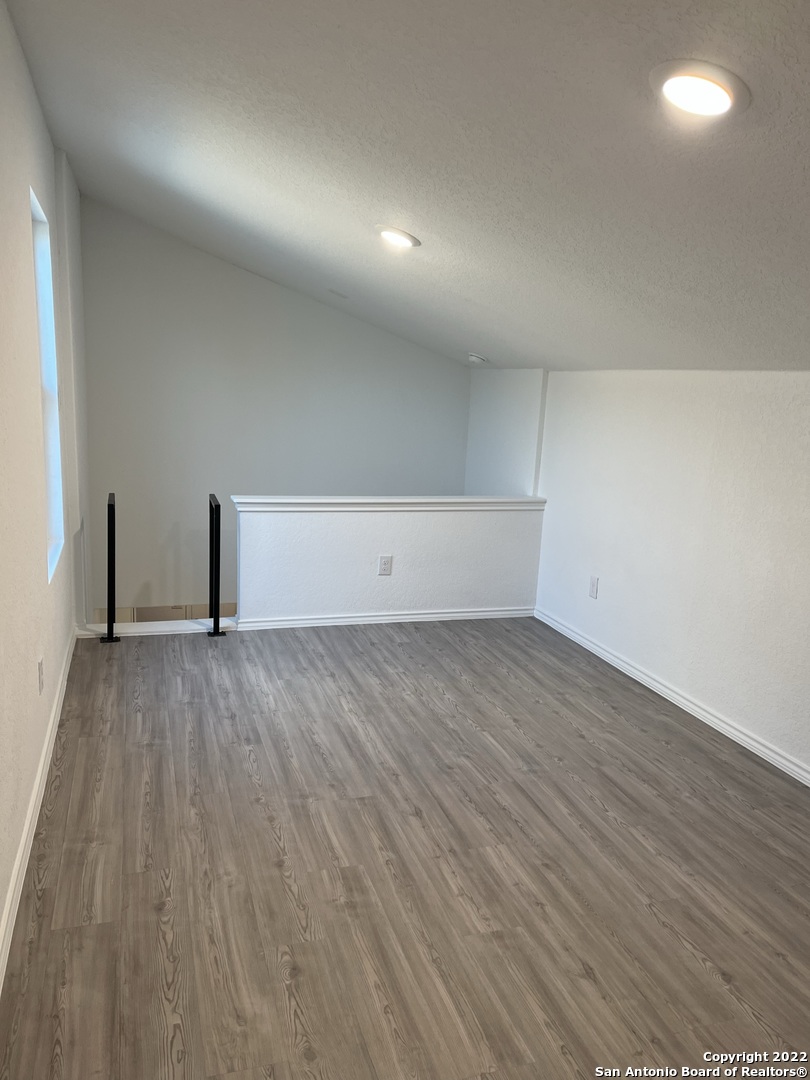 4231 Thalweg Way San Antonio TX 78223