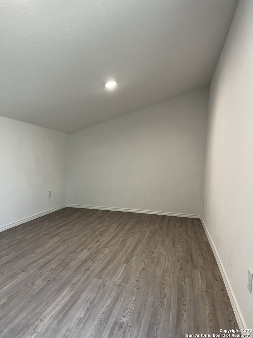 4231 Thalweg Way San Antonio TX 78223