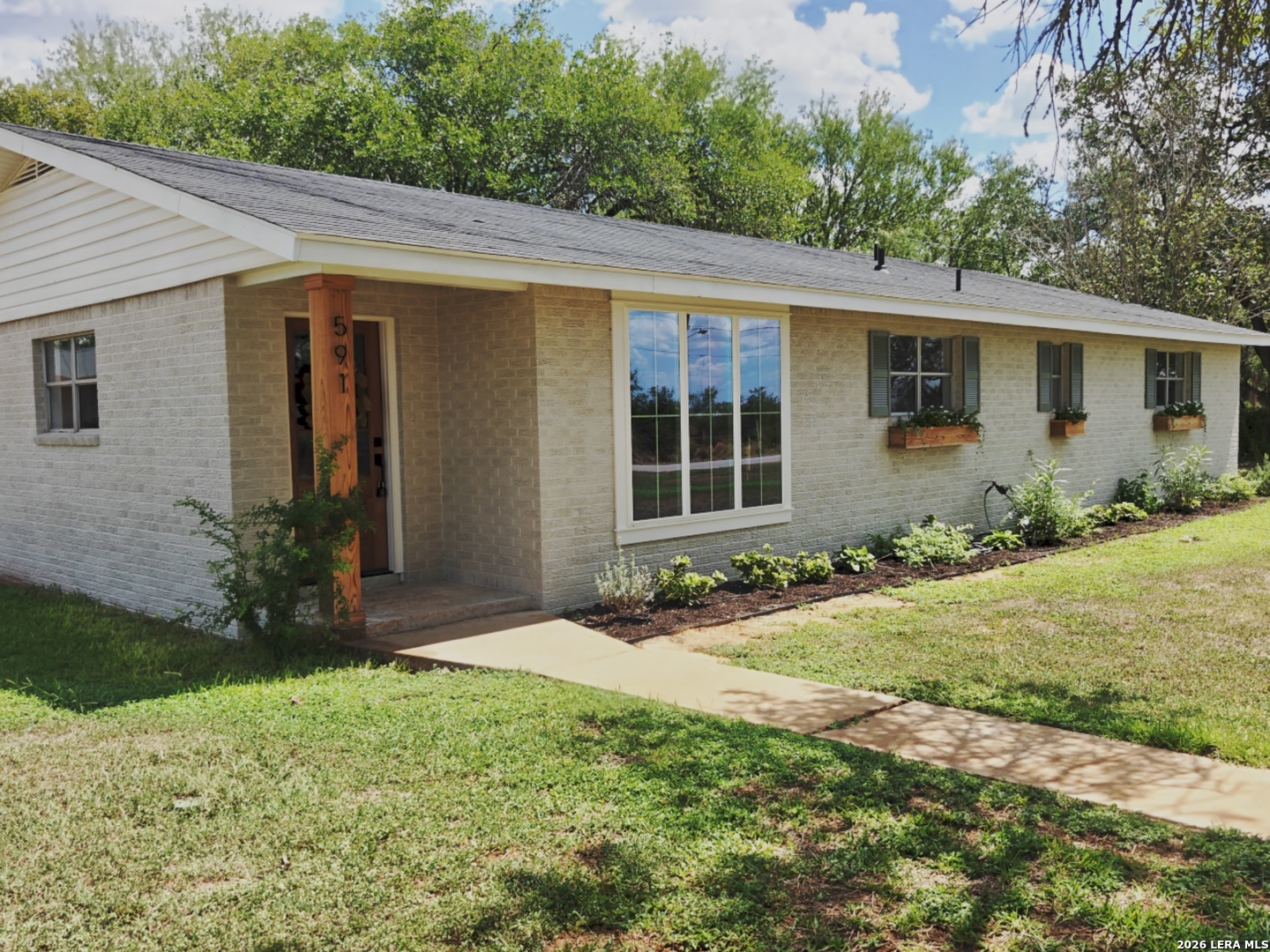 591 Couser Boulevard Charlotte TX 78011