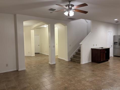 4006 Pavo Viejo San Antonio TX 78223