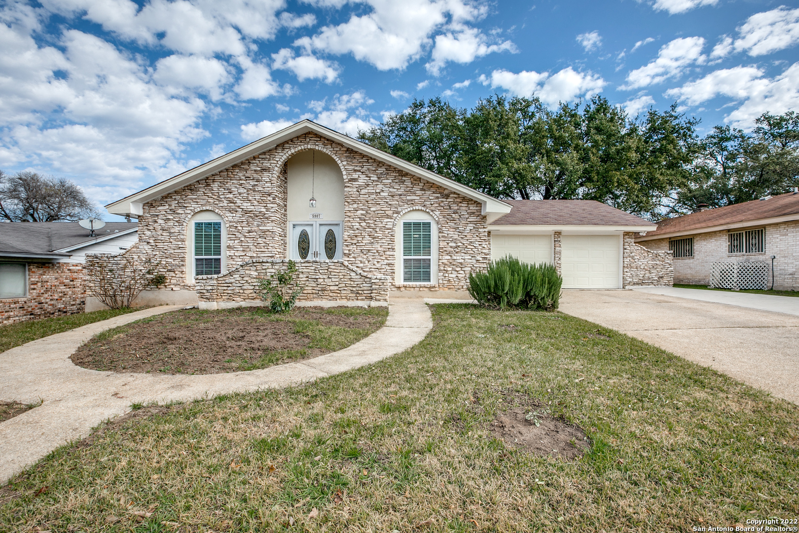 5907 Forest Ridge San Antonio TX 78240