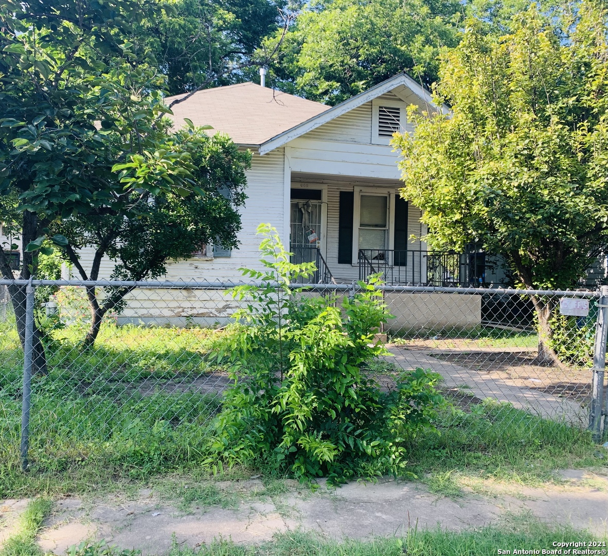 609 Thompson Place San Antonio TX 78225