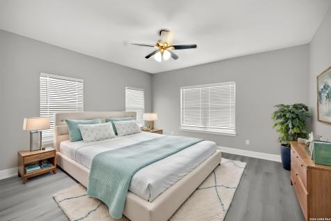 1006 E Taft Street Pearsall TX 78061