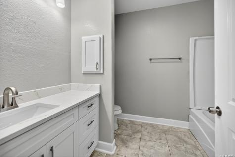 1006 E Taft Street Pearsall TX 78061