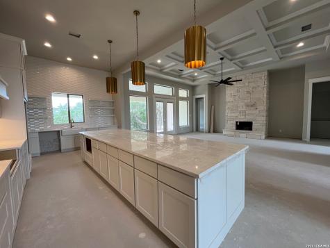 611 Parkview Place Canyon Lake TX 78133