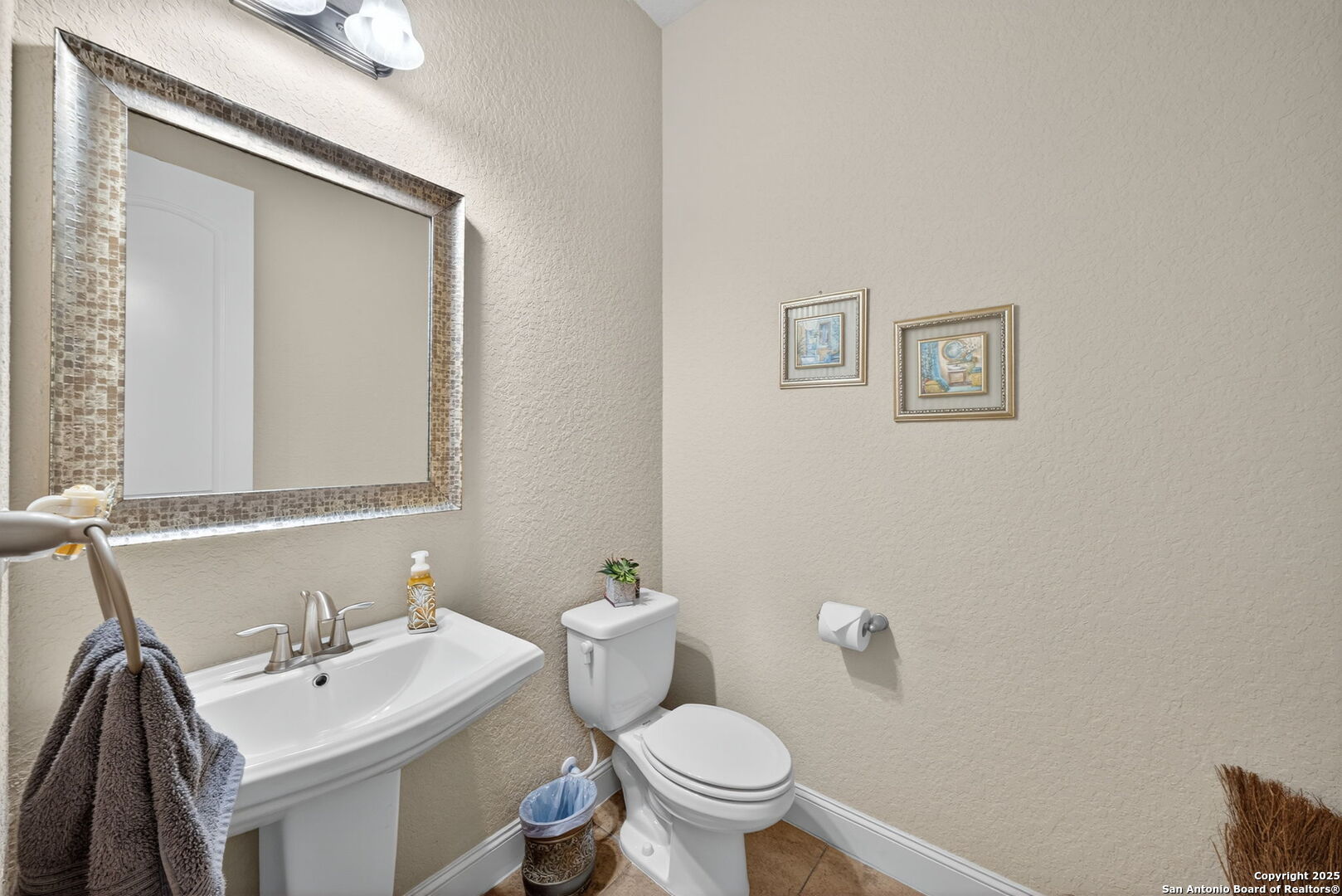 8226 Two Winds San Antonio TX 78255