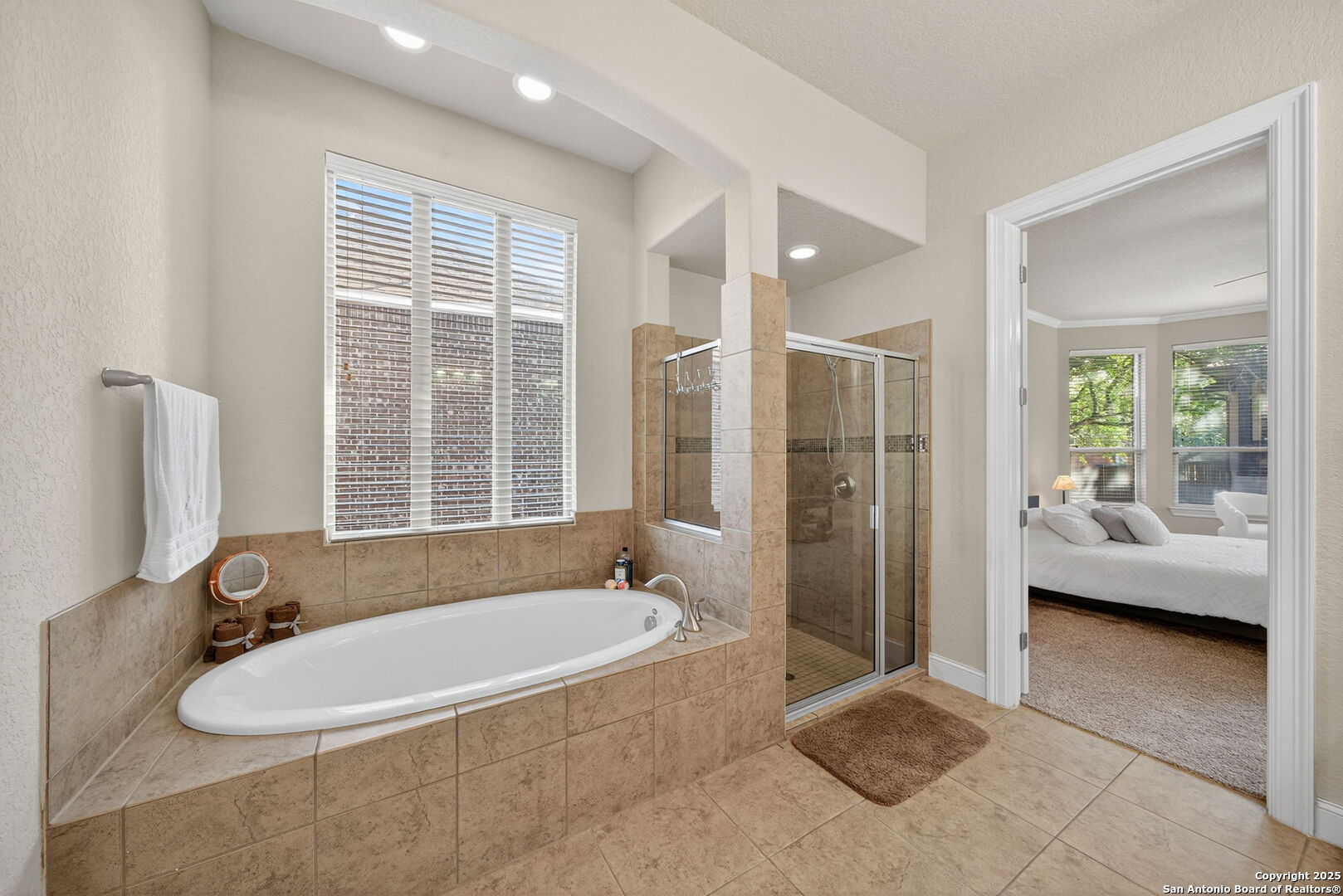 8226 Two Winds San Antonio TX 78255