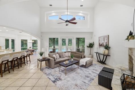 3701 Menger Drive San Antonio TX 78259