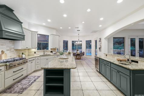3701 Menger Drive San Antonio TX 78259