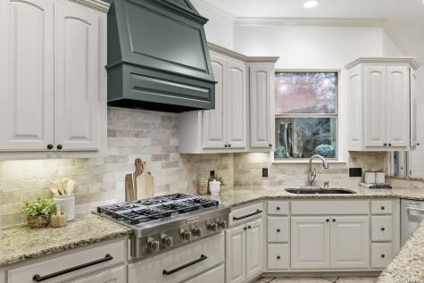 3701 Menger Drive San Antonio TX 78259
