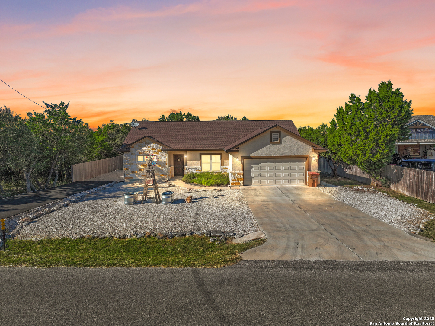 1541 Cottonwood Road Fischer TX 78623