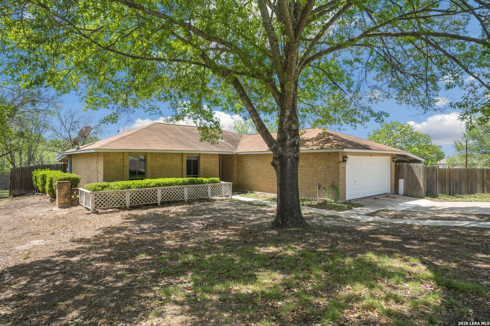 5017 Cherry Tree Schertz TX 78108