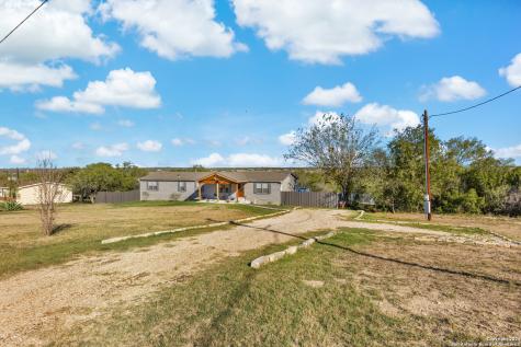 339 County Road 5631 Castroville TX 78009