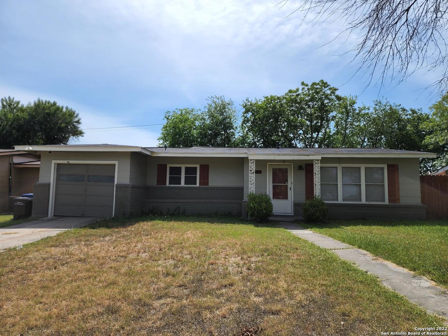1002 Elkhorn Drive San Antonio TX 78218