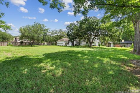 1309 N. Adams Street Beeville TX 78102