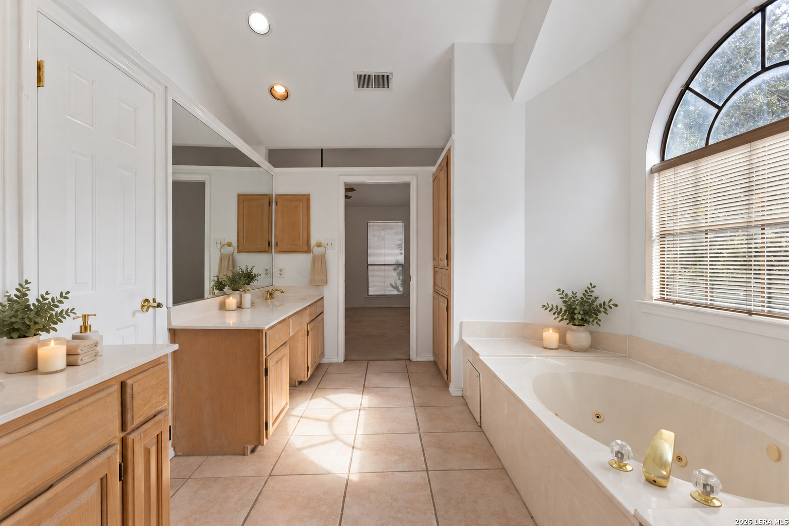 2650 Chestnut Bend San Antonio TX 78232