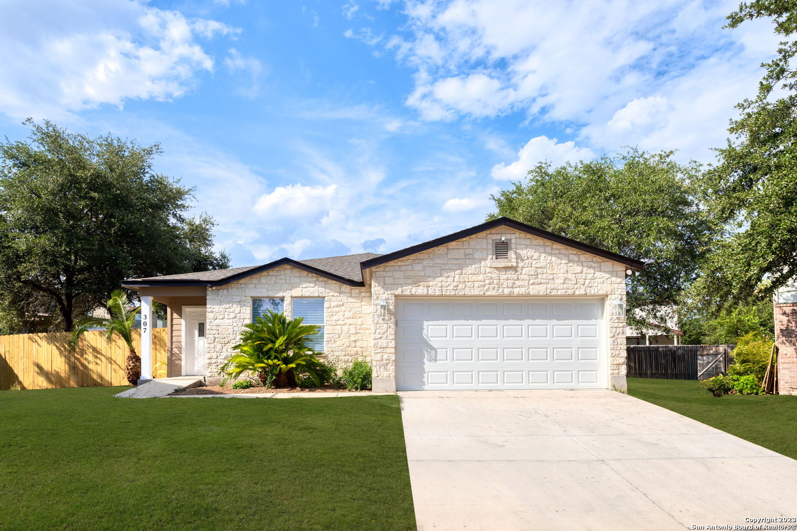 307 Orchard Willow San Antonio TX 78245
