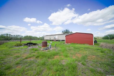 10069 County Road 263 Realitos TX 78376