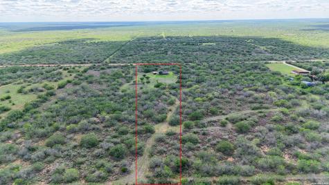 10069 County Road 263 Realitos TX 78376