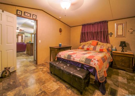 10069 County Road 263 Realitos TX 78376