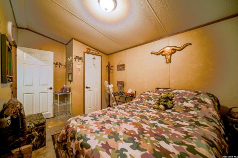 10069 County Road 263 Realitos TX 78376