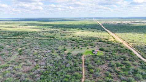 10069 County Road 263 Realitos TX 78376