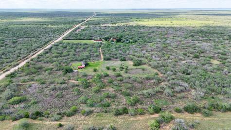 10069 County Road 263 Realitos TX 78376