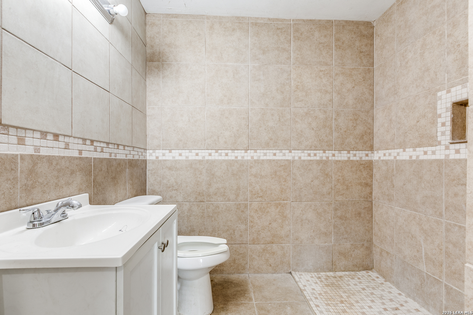 2207 Bronte San Antonio TX 78207