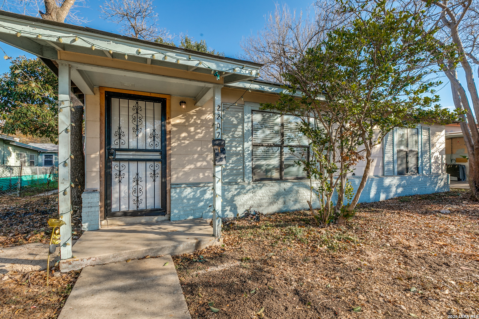 2207 Bronte San Antonio TX 78207