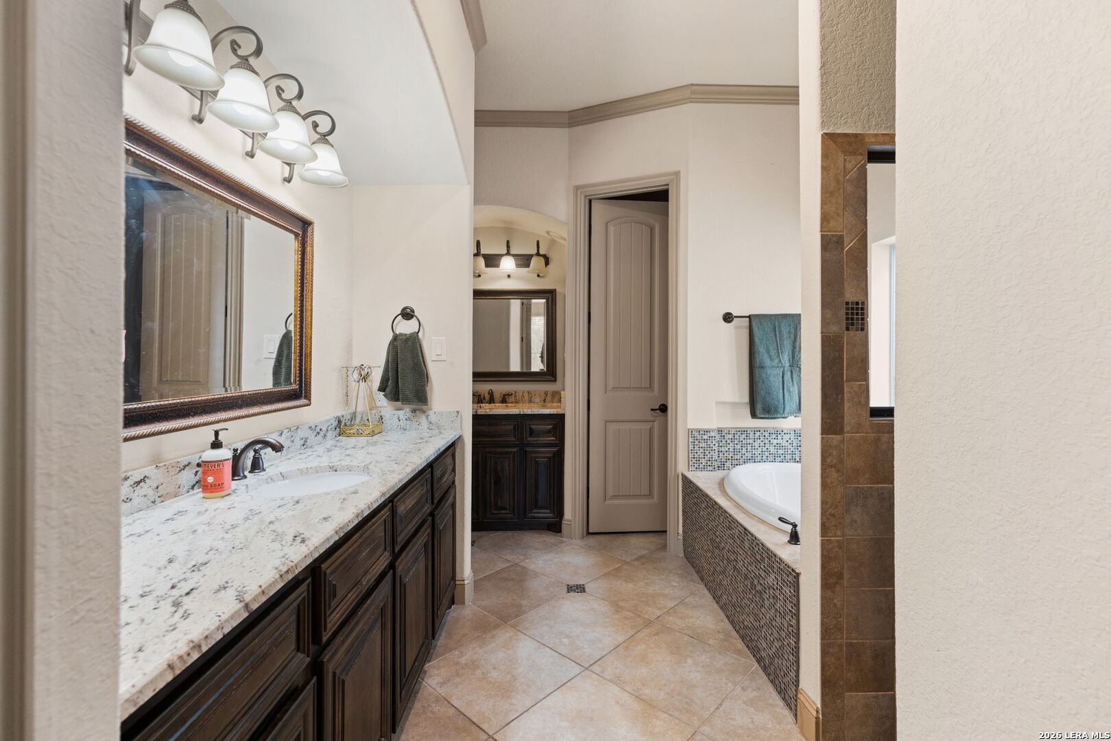 7034 Bella Bluff San Antonio TX 78256