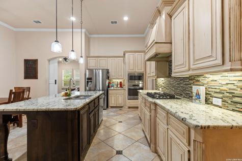 7034 Bella Bluff San Antonio TX 78256
